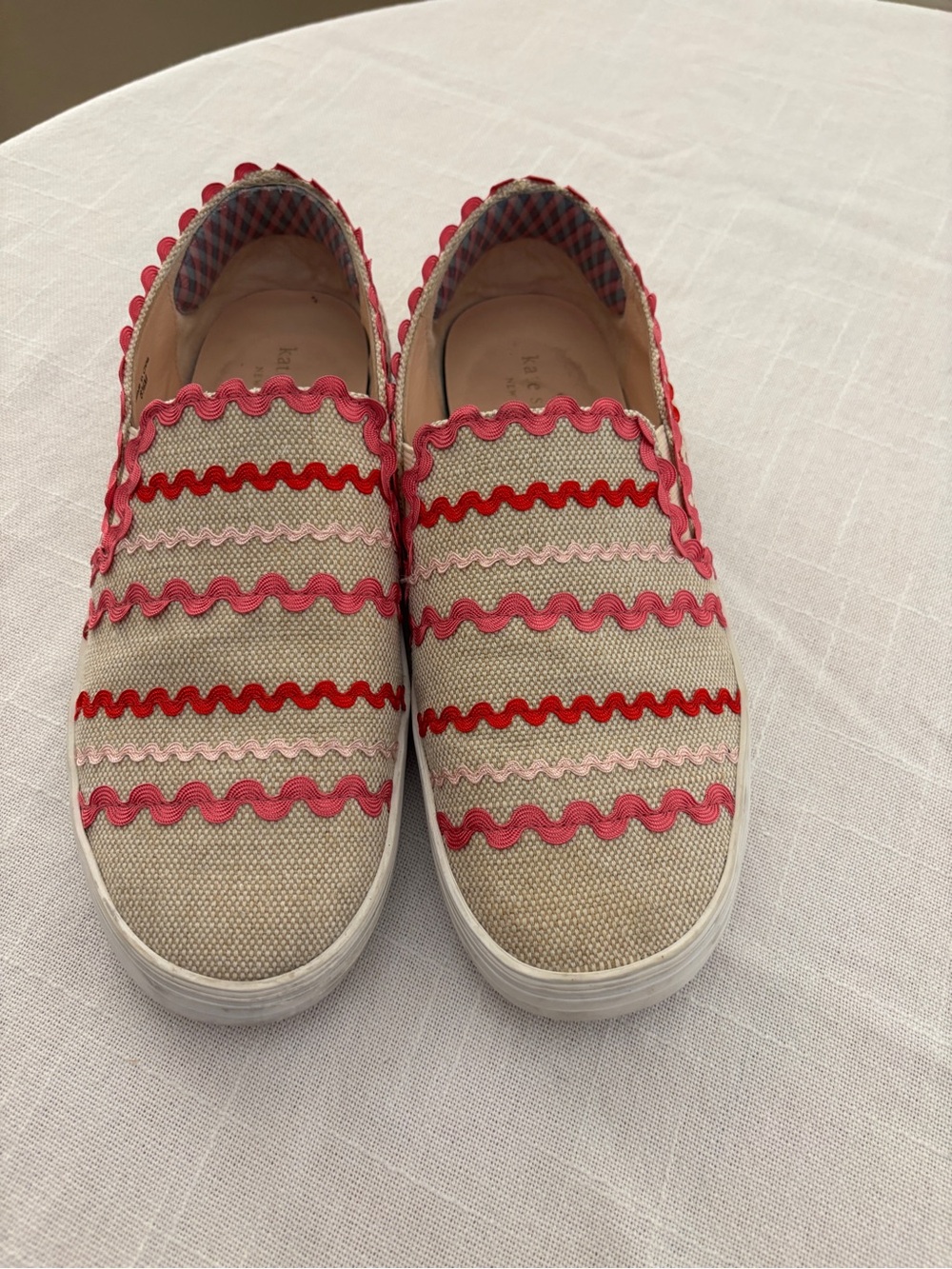Super Fun Kate Spade Picnic Rosa Plum Slip On Sneakers ~ Women’s 8.5 - Picture 1 of 10